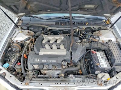 Zdjęcie 11 z 12 samochodu: 2001 HONDA ACCORD EX VIN:1HGCG16501A060326 - miniatura