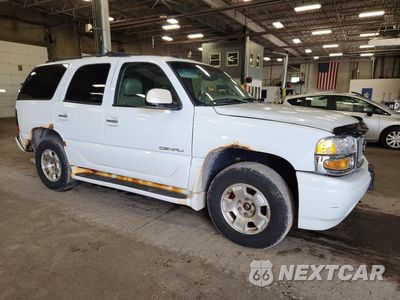 Czwarte zdjęcie samochodu z boku: 2004 GMC YUKON DENALI VIN:1GKEK63U84J230262 - miniatura