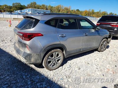 Trzecie zdjęcie samochodu z tyłu: 2022 KIA SELTOS S VIN:KNDEU2AA8N7264837 - miniatura