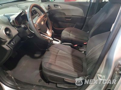 Zdjęcie 7 z 12 samochodu: 2015 CHEVROLET SONIC LT VIN:1G1JC5SG2F4120492 - miniatura