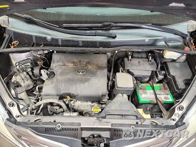 Zdjęcie 12 z 13 samochodu: 2015 TOYOTA SIENNA LE VIN:5TDKK3DC1FS540763 - miniatura