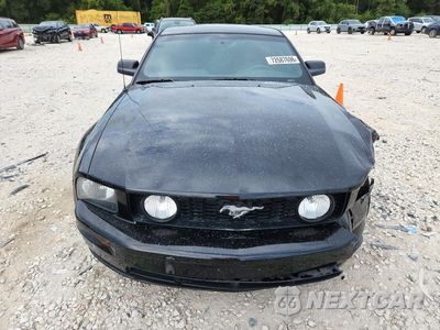 Piąte zdjęcie samochodu w środku: 2006 FORD MUSTANG GT VIN:1ZVFT82H865228307 - miniatura