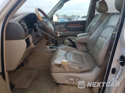 Zdjęcie 7 z 13 samochodu: 2005 LEXUS LX 470 VIN:JTJHT00W853549902 - miniatura