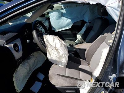 Zdjęcie 7 z 12 samochodu: 2017 TOYOTA COROLLA LE VIN:2T1BURHE3HC957029 - miniatura