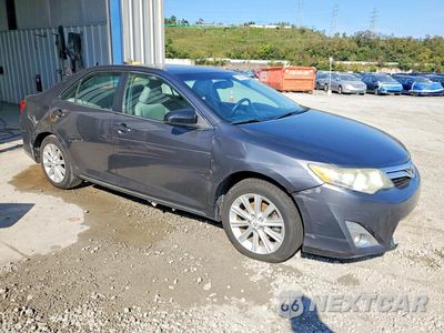 Czwarte zdjęcie samochodu z boku: 2012 TOYOTA CAMRY XLE V6 VIN:4T1BK1FK2CU523451 - miniatura