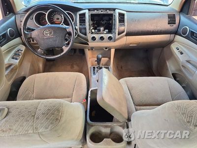 Zdjęcie 8 z 12 samochodu: 2007 TOYOTA TACOMA DOUBLE CAB PRERUNNER VIN:3TMJU62NX7M036841 - miniatura