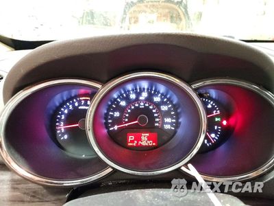 Zdjęcie 9 z 12 samochodu: 2013 KIA SORENTO EX VIN:5XYKUDA28DG329193 - miniatura