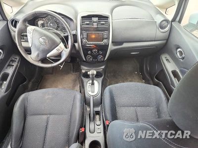 Zdjęcie 8 z 13 samochodu: 2016 NISSAN VERSA VIN:3N1CE2CP8GL365836 - miniatura