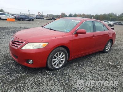 2010 TOYOTA CAMRY XLE V6 4T1BK3EK3AU114045 - główne zdjęcie licytacji z USA - miniatura