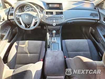 Zdjęcie 8 z 12 samochodu: 2008 HONDA ACCORD LXP VIN:1HGCP26438A043172 - miniatura