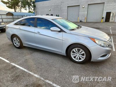 Czwarte zdjęcie samochodu z boku: 2011 HYUNDAI SONATA GLS VIN:5NPEB4AC4BH011069 - miniatura
