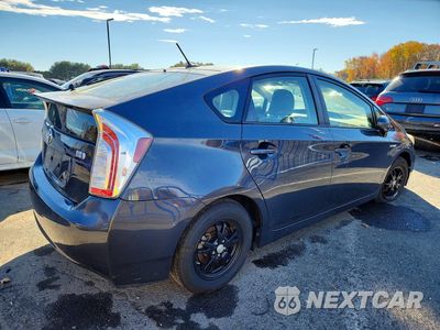 Trzecie zdjęcie samochodu z tyłu: 2014 TOYOTA PRIUS THREE VIN:JTDKN3DU1E1764319 - miniatura