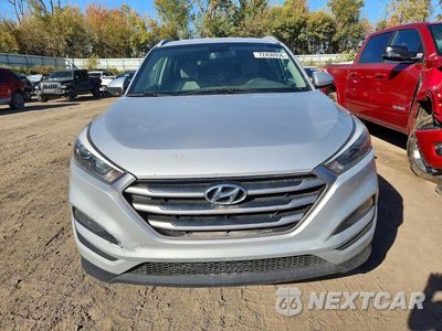 Piąte zdjęcie samochodu w środku: 2018 HYUNDAI TUCSON SEL VIN:KM8J33A46JU609162 - miniatura