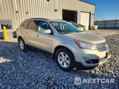 Czwarte zdjęcie samochodu z boku: 2014 CHEVROLET TRAVERSE LT VIN:1GNKRGKD6EJ110115 - miniatura