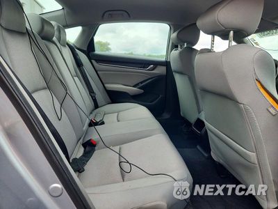 Zdjęcie 10 z 12 samochodu: 2019 HONDA ACCORD LX VIN:1HGCV1F1XKA111321 - miniatura