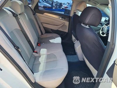 Zdjęcie 10 z 12 samochodu: 2017 HYUNDAI SONATA SE VIN:5NPE34AF0FH189591 - miniatura