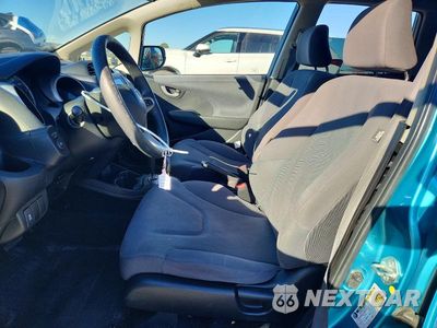 Zdjęcie 7 z 12 samochodu: 2013 HONDA FIT VIN:JHMGE8H32DC043724 - miniatura