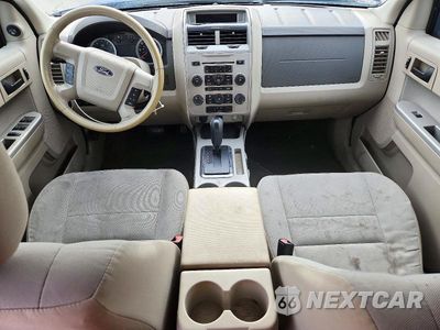 Zdjęcie 8 z 14 samochodu: 2011 FORD ESCAPE XLT VIN:1FMCU9D79BKB60992 - miniatura