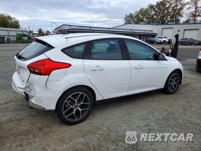 Trzecie zdjęcie samochodu z tyłu: 2017 FORD FOCUS SEL VIN:1FADP3M26HL266732 - miniatura