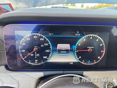 Zdjęcie 9 z 13 samochodu: 2018 MERCEDES-BENZ E 400 4MATIC VIN:WDD1K6GB3JF050856 - miniatura