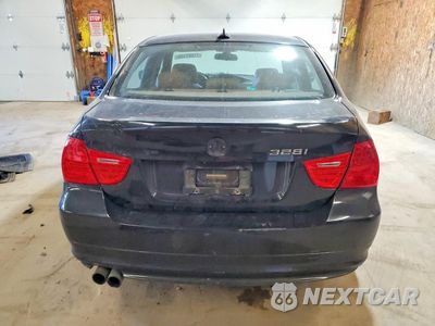 Zdjęcie 6 z 13 samochodu: 2010 BMW 328 XI SULEV VIN:WBAPK5C58AA650099 - miniatura