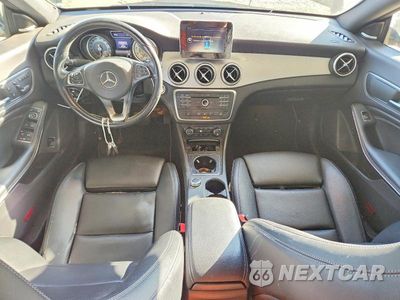 Zdjęcie 8 z 13 samochodu: 2016 MERCEDES-BENZ CLA 250 4MATIC VIN:WDDSJ4GB0GN391982 - miniatura