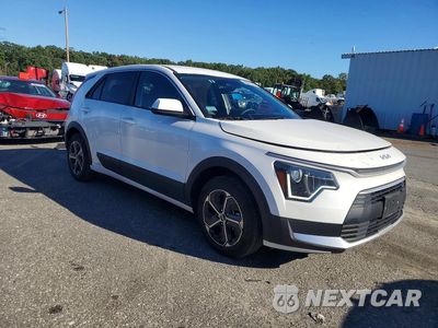 Czwarte zdjęcie samochodu z boku: 2026 KIA NIRO LX VIN:KNDCP3LE5T5329043 - miniatura