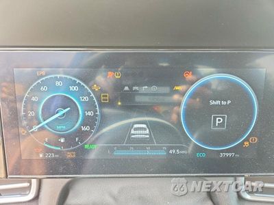 Zdjęcie 9 z 12 samochodu: 2024 HYUNDAI ELANTRA BLUE VIN:KMHLM4DJ5RU106280 - miniatura