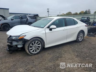 2021 TOYOTA CAMRY LE 4T1C11BK3MU036564 - główne zdjęcie licytacji z USA - miniatura