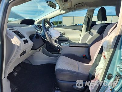 Zdjęcie 7 z 12 samochodu: 2015 TOYOTA PRIUS V TWO VIN:JTDZN3EU9FJ022569 - miniatura