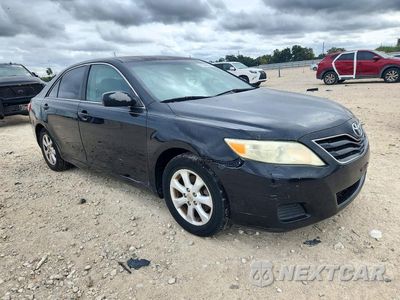 Czwarte zdjęcie samochodu z boku: 2011 TOYOTA CAMRY LE VIN:4T4BF3EK2BR142737 - miniatura
