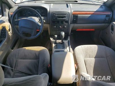 Zdjęcie 8 z 13 samochodu: 1999 JEEP GRAND CHEROKEE LAREDO VIN:1J4GW58S4XC600250 - miniatura