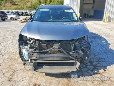 Piąte zdjęcie samochodu w środku: 2018 NISSAN ROGUE SV VIN:JN8AT2MV8JW305228 - miniatura