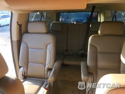 Zdjęcie 10 z 13 samochodu: 2017 CHEVROLET SUBURBAN K1500 LT VIN:1GNSKHKC0HR363681 - miniatura