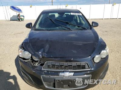 Piąte zdjęcie samochodu w środku: 2015 CHEVROLET SONIC LT VIN:1G1JC5SGXF4147780 - miniatura