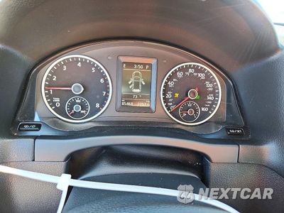 Zdjęcie 9 z 14 samochodu: 2016 VOLKSWAGEN TIGUAN S VIN:WVGAV7AX0GW546603 - miniatura