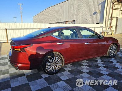 Trzecie zdjęcie samochodu z tyłu: 2025 NISSAN ALTIMA SV VIN:1N4BL4DV9SN391464 - miniatura