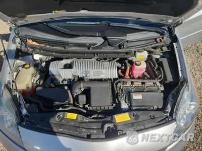 Zdjęcie 11 z 12 samochodu: 2013 TOYOTA PRIUS FOUR VIN:JTDKN3DU9D1689920 - miniatura