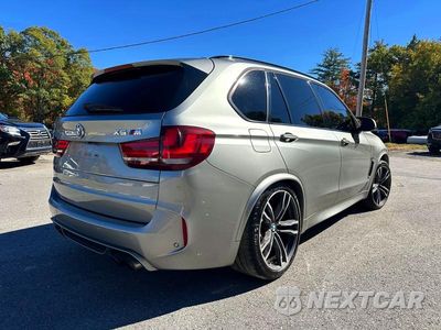 Trzecie zdjęcie samochodu z tyłu: 2015 BMW X5 M VIN:5YMKT6C56F0C89253 - miniatura