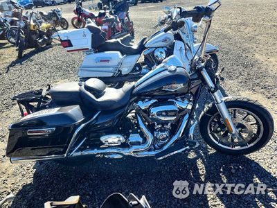 2017 HARLEY-DAVIDSON FLHR ROAD KING 1HD1FBC12HB694465 - główne zdjęcie licytacji z USA - miniatura