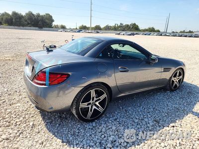 Trzecie zdjęcie samochodu z tyłu: 2020 MERCEDES-BENZ SLC 300 VIN:W1KPK3JA4LF172606 - miniatura