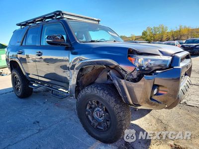 Czwarte zdjęcie samochodu z boku: 2021 TOYOTA 4RUNNER TRD OFF-ROAD PREMIUM VIN:JTERU5JR7M5840545 - miniatura
