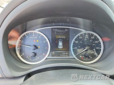 Zdjęcie 9 z 12 samochodu: 2018 NISSAN SENTRA S VIN:3N1AB7AP1JY333515 - miniatura