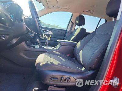 Zdjęcie 7 z 13 samochodu: 2019 CHEVROLET TRAVERSE LT VIN:1GNERGKW4KJ289054 - miniatura