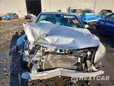 Piąte zdjęcie samochodu w środku: 2014 CHEVROLET MALIBU 1LT VIN:1G11C5SL5EF150974 - miniatura