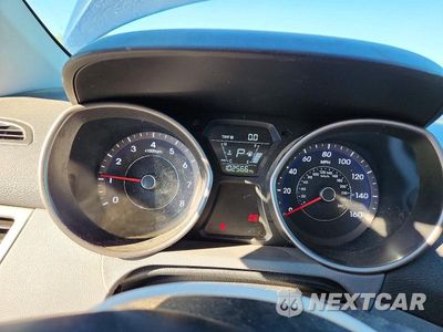 Zdjęcie 9 z 12 samochodu: 2016 HYUNDAI ELANTRA SE VIN:5NPDH4AE1GH725423 - miniatura