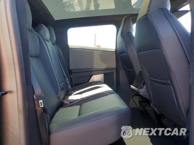 Zdjęcie 11 z 13 samochodu: 2026 TESLA CYBERTRUCK VIN:7G2CEHED3TA092150 - miniatura