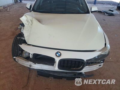 Zdjęcie 11 z 13 samochodu: 2016 BMW 320 I VIN:WBA8E1G53GNU10250 - miniatura