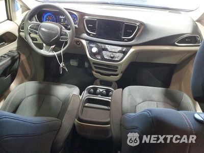 Zdjęcie 8 z 13 samochodu: 2018 CHRYSLER PACIFICA TOURING PLUS VIN:2C4RC1FG2JR261906 - miniatura