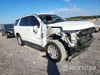 Czwarte zdjęcie samochodu z boku: 2022 CHEVROLET TAHOE K1500 LT VIN:1GNSKNKD2NR346397 - miniatura